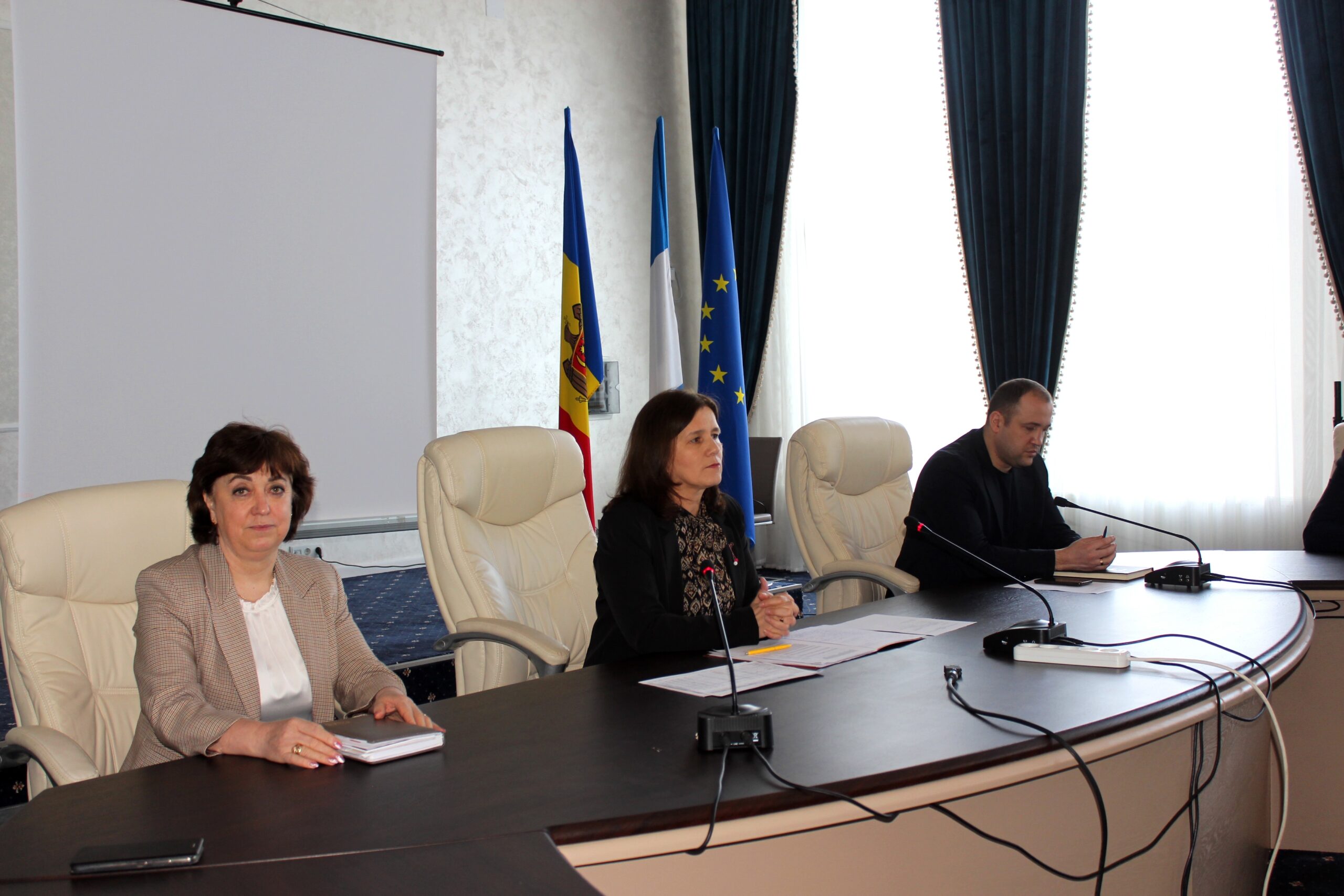 Vizită de lucru la Rezina a Directorului general adjunct al Casei Naţionale de Asigurări Sociale