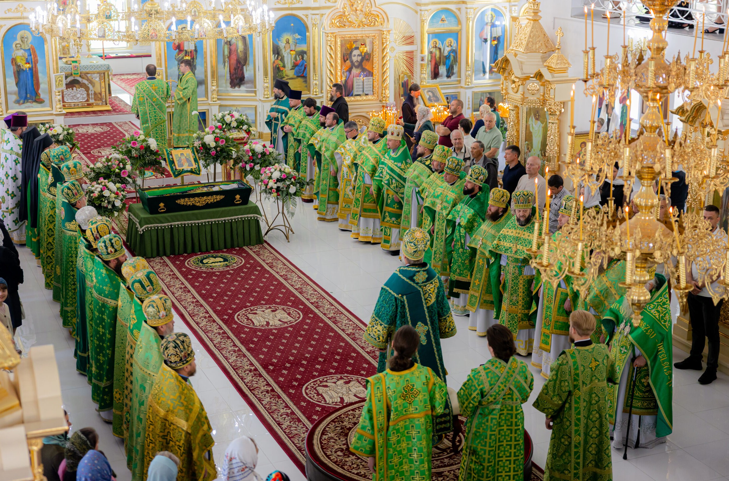 Sărbătoarea Sfântului Cuvios Macarie de la Saharna