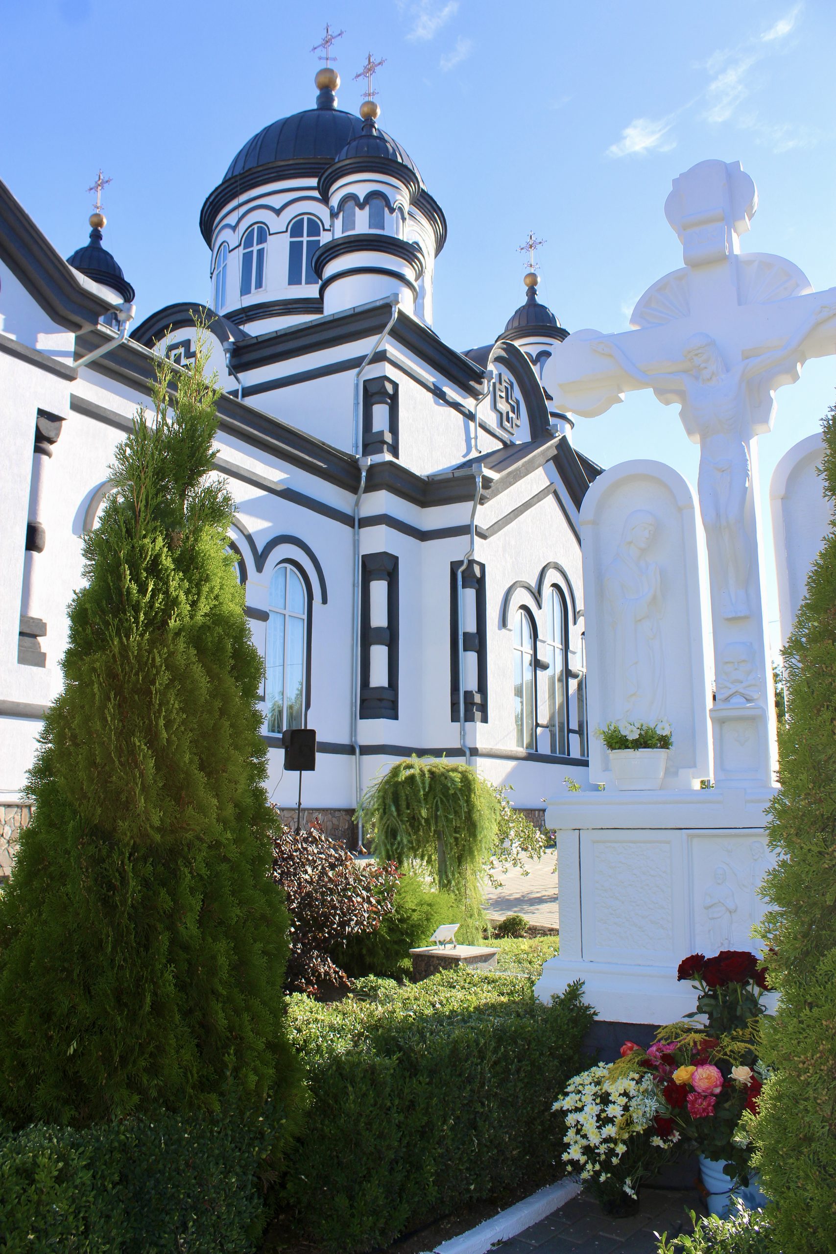 Centenarul și Sfințirea Bisericii „Acoperământul Maicii Domnului” din satul Cinișeuți